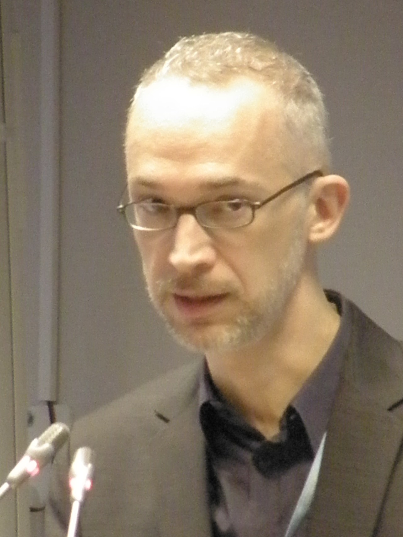 PA190116